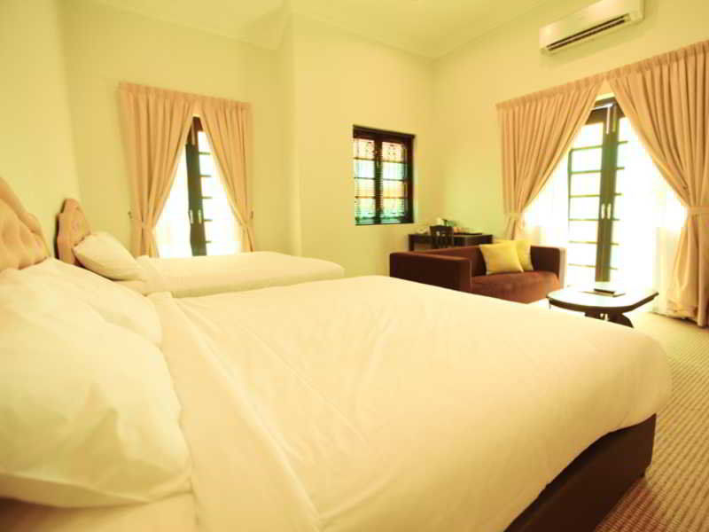 G Inn George Town Exterior photo